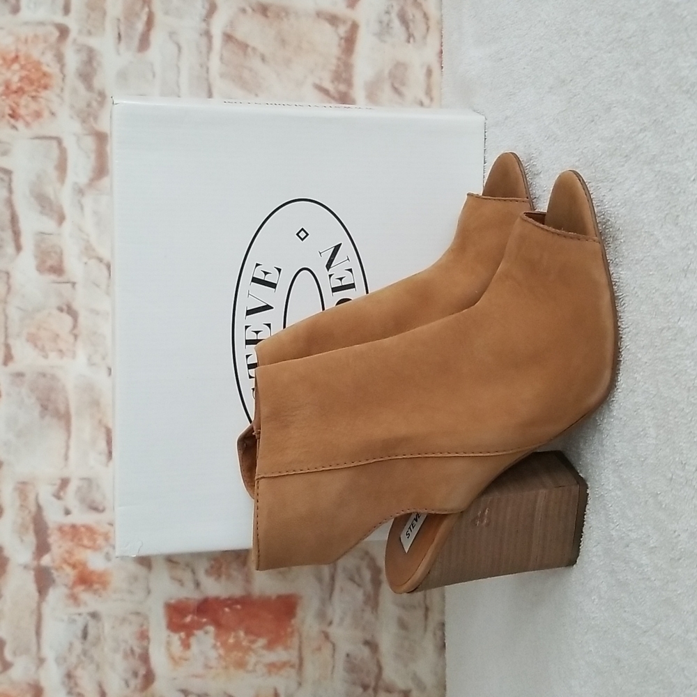 New Steve Madden Tulusa Peep Toe Booties - Picture 1 of 10